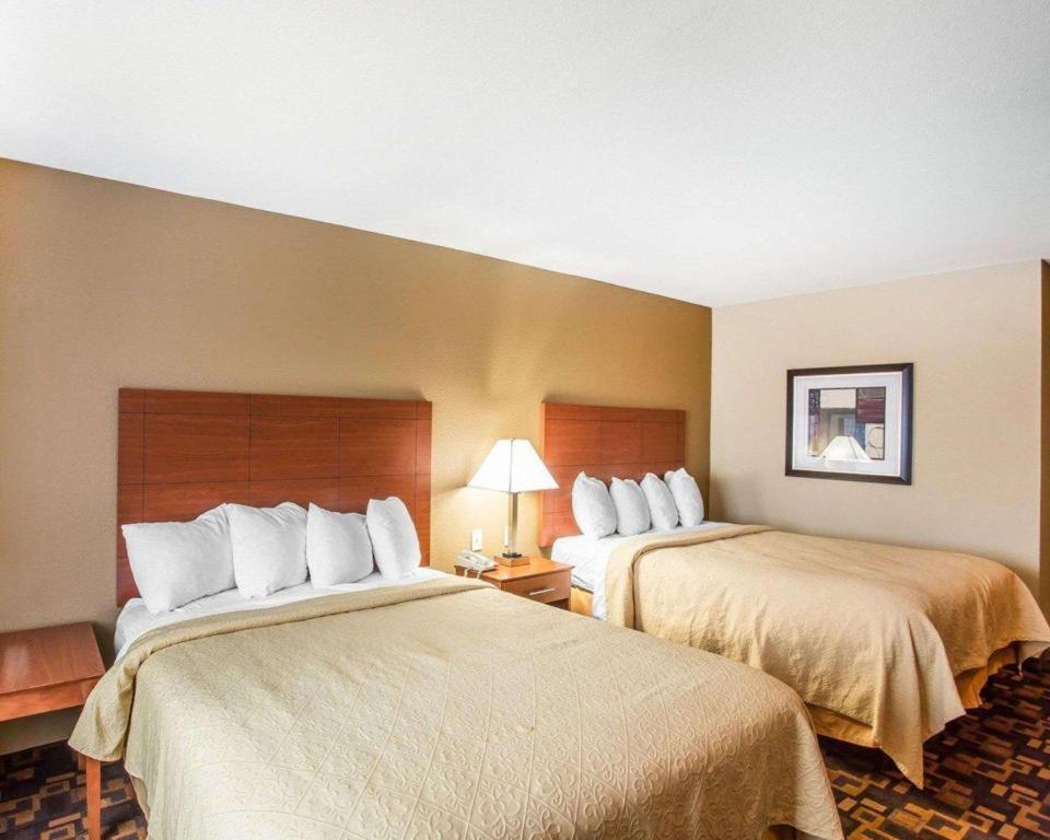 Quality Inn & Suites Mount Juliet Exteriör bild