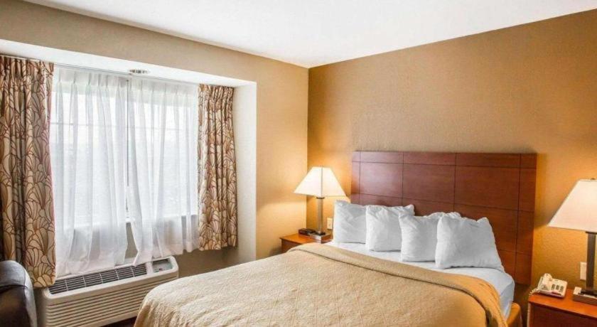 Quality Inn & Suites Mount Juliet Exteriör bild