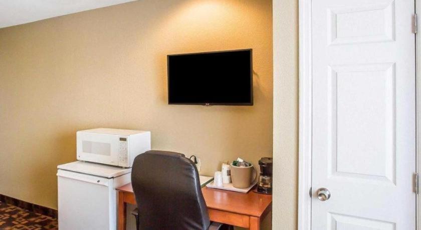 Quality Inn & Suites Mount Juliet Exteriör bild