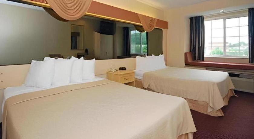 Quality Inn & Suites Mount Juliet Exteriör bild